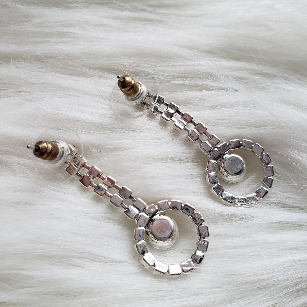 Rhinestone Diamond Sparkle Dangly Earrings - Picture 5 of 6